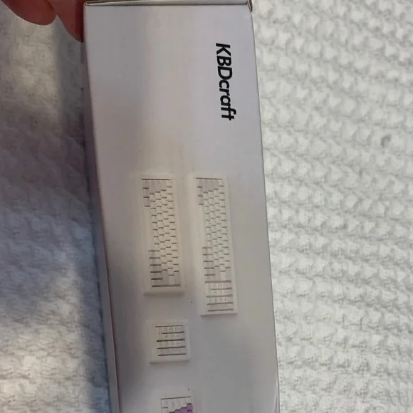 Low Profile Ergo-Split Keyboard - Picture 6 of 11